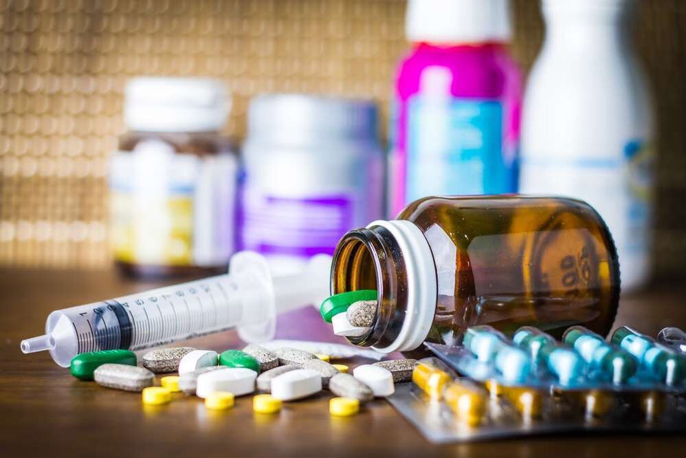 Drug treatment of thoracic osteochondrosis