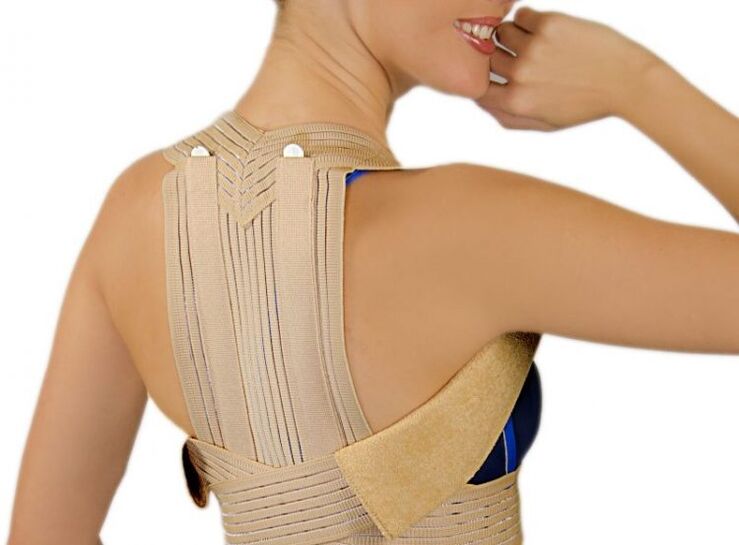 Wearing a corset may reduce the load on the spine affected by osteochondrosis